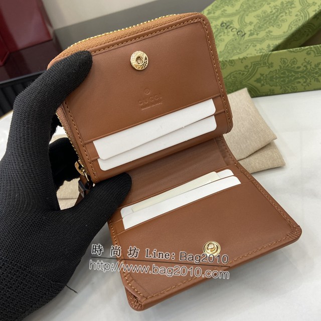 Gucci專櫃古馳最新款Emblem系列飾包帶卡片夾零錢包 jh2414型號：819131